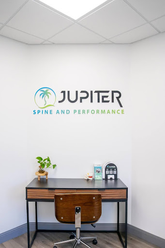 Picture of a desk at Jupiter Spine and Performance. Are you a remote or desk worker looking for alternative solutions for pain relief? Meet with a chiropractor in Jupiter, FL, to heal your body without surgery or medication.